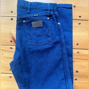 brand new wrangler jeans